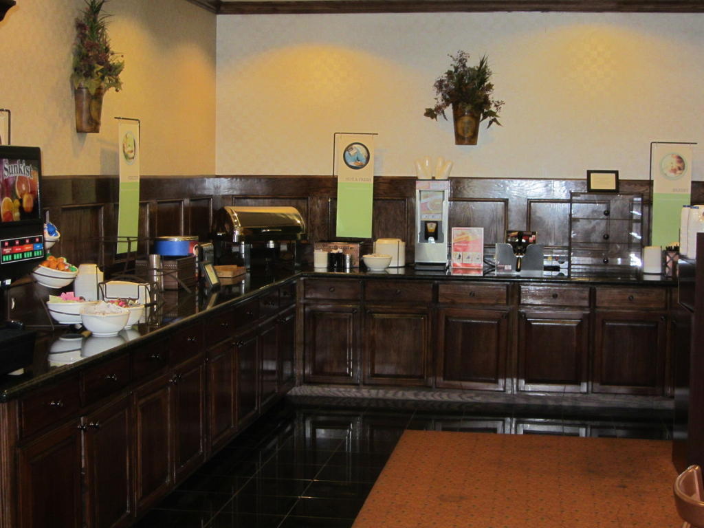 Country Inn & Suites By Radisson, Amarillo I-40 West, Tx ภายนอก รูปภาพ