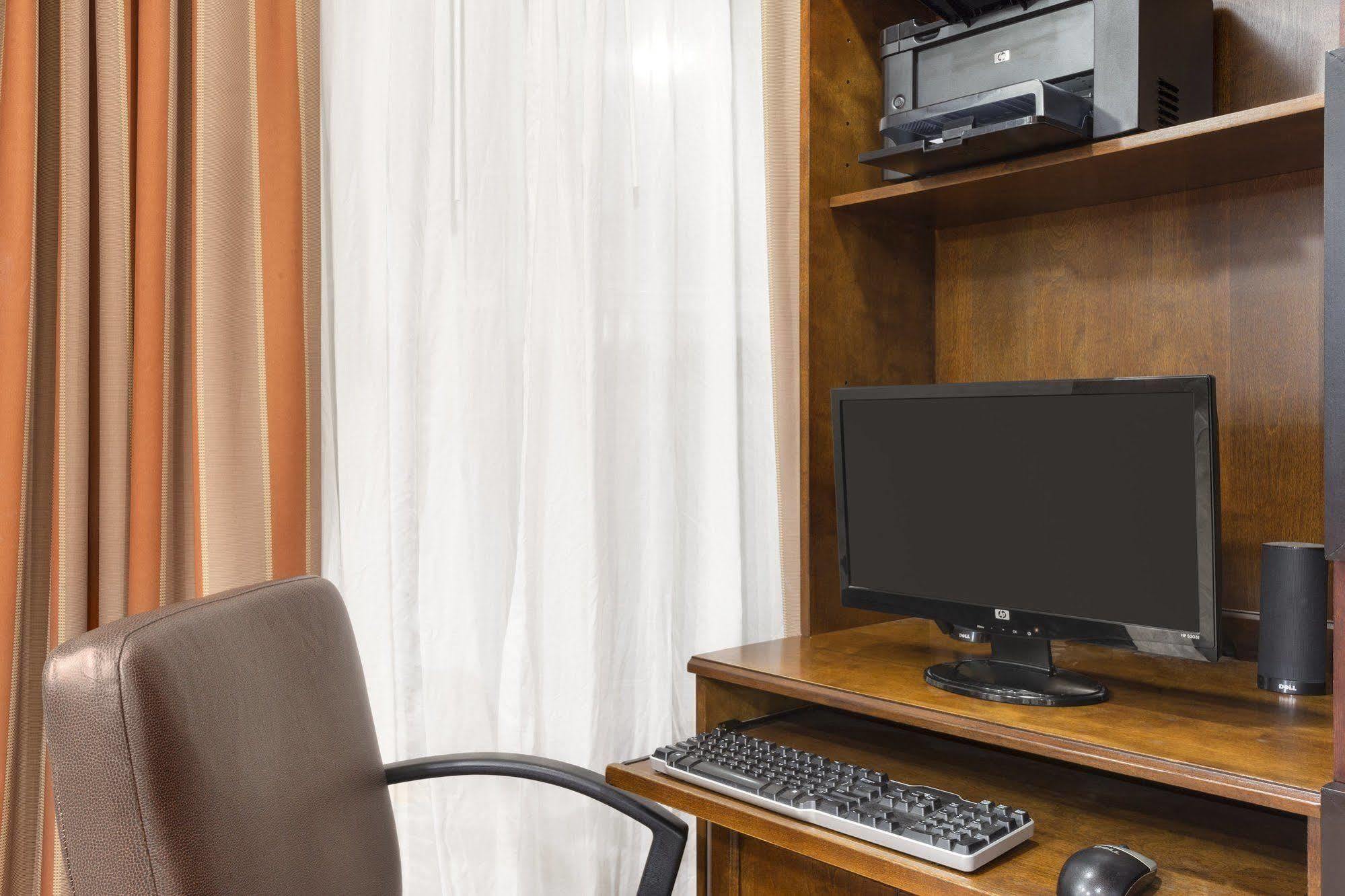 Country Inn & Suites By Radisson, Amarillo I-40 West, Tx ภายนอก รูปภาพ